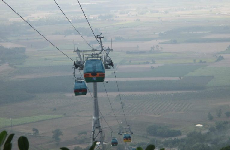 Giá vé cáp treo núi Bà Đen Tây Ninh 2019 – Leo mây mộng mơ