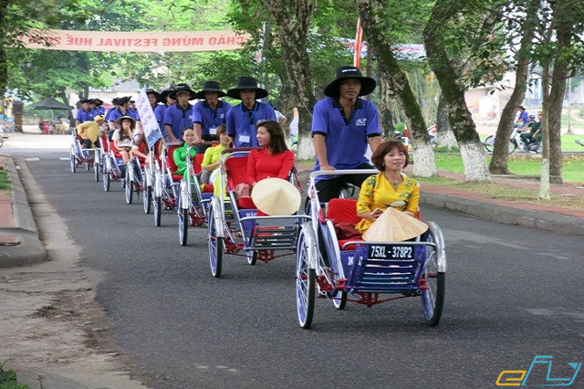 kinh nghiệm thuê xích lô du lịch huế 1 ngày