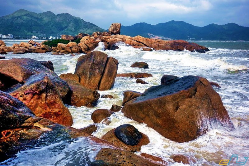 đảo hòn chồng nha trang