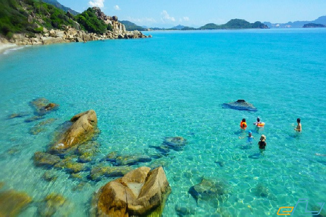 địa điểm du lịch Ninh Thuận: vịnh vỹ hy