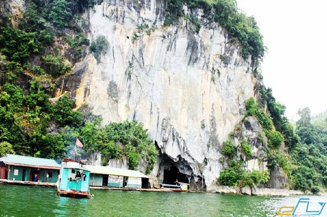 cẩm nang du lịch hồ Thung Nai: động thác bờ